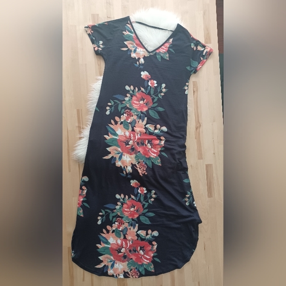 {Zilcremo} Short Sleeve Maxi Dress - Picture 2 of 7